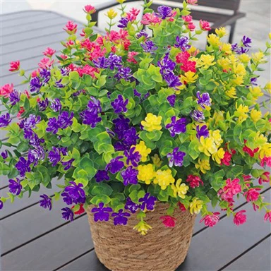 কৃত্রিম উদ্ভিদ